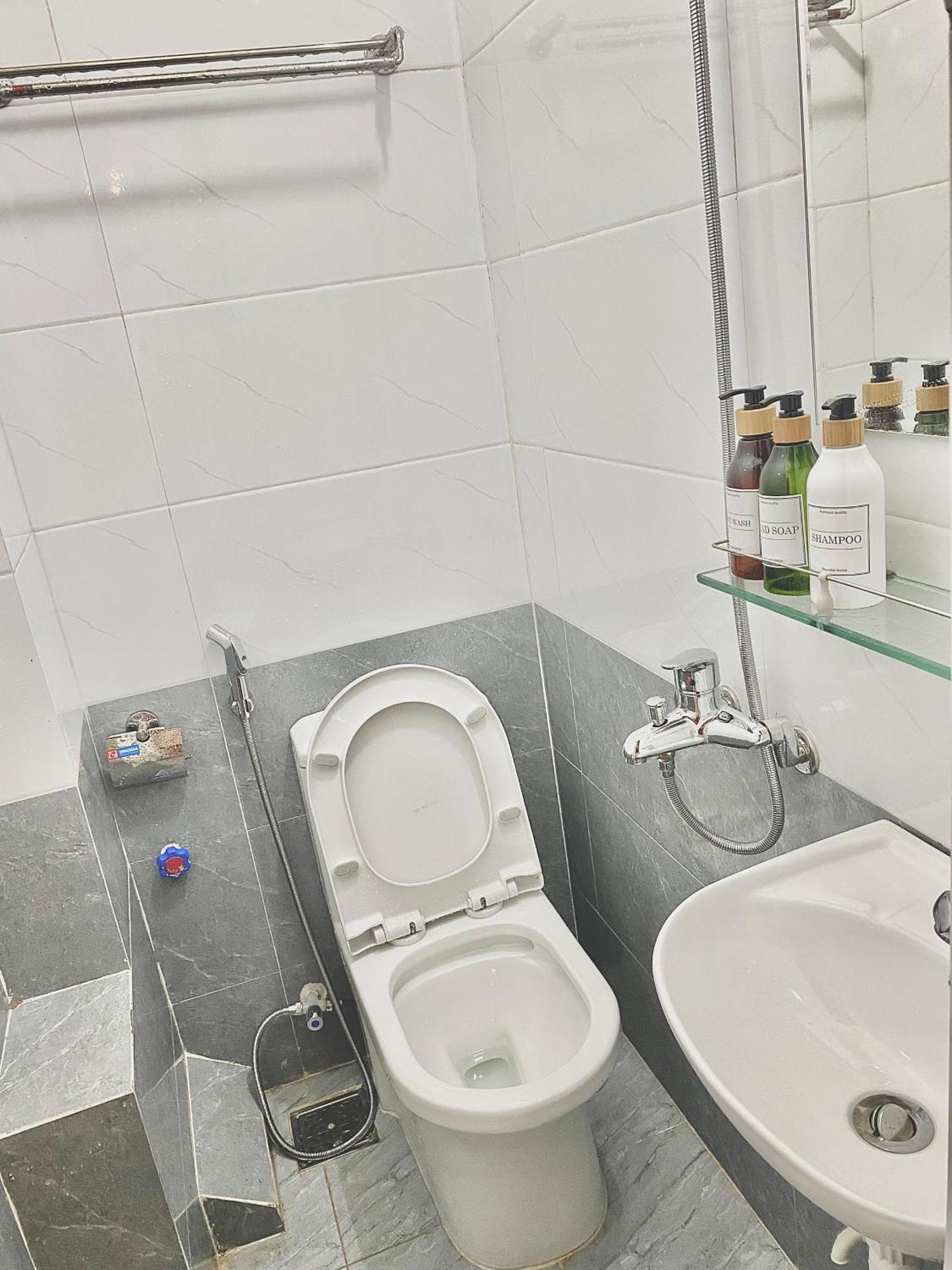 Hanoi Vibes Hostel Екстериор снимка